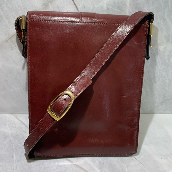 Vintage Leather oxblood unisex cross body bag - Picture 2 of 9